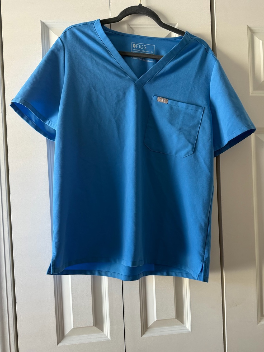 Catarina One-Pocket Scrub Top XL Capri Blue